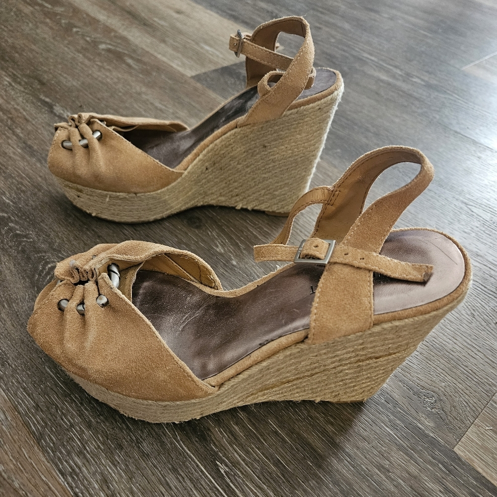 Suede platform sandals - Picture 4 of 6